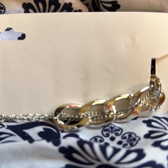 Chloe’s Accessory Silver Necklace in silver lead compliant - Picture 8 of 8